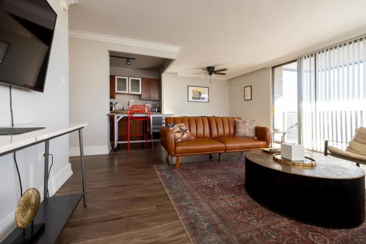 Cozysuites 800 Tower 2br With Gym! 31 Apartment
