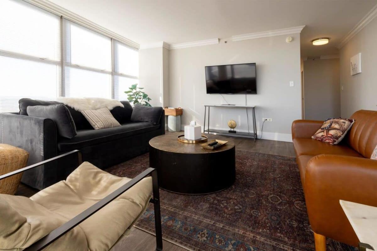 Cozysuites 800 Tower 2br With Gym! 31 Apartment *